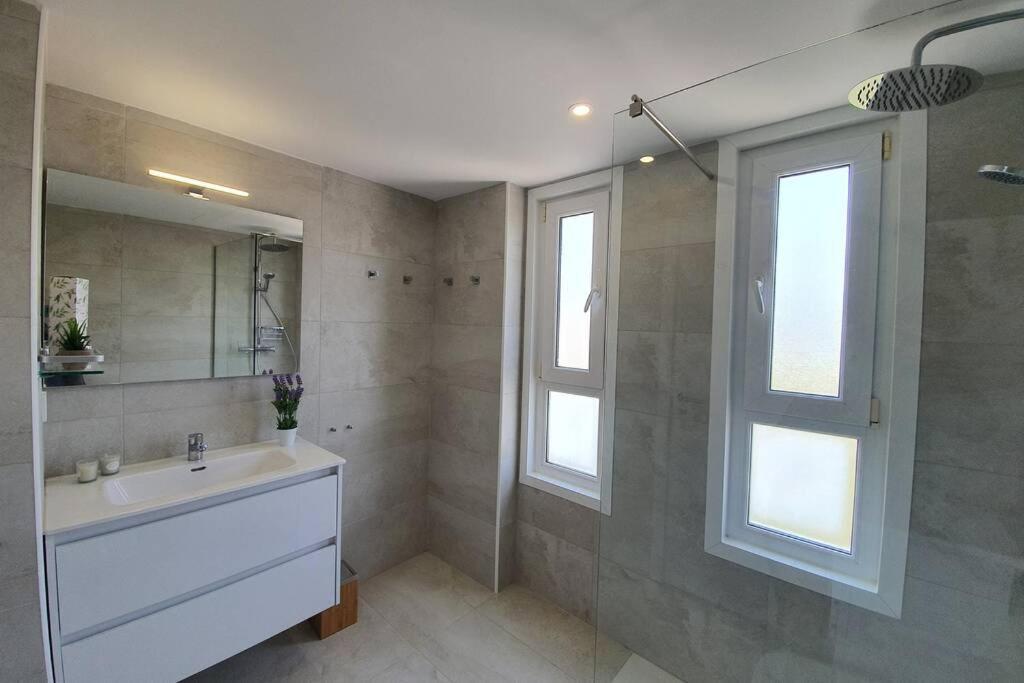 Apartment Sea View 6e With Pool In Canamel